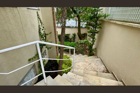 Casa à venda com 360m², 4 quartos e 4 vagasEntrada