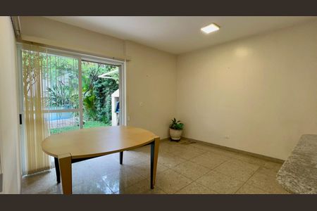 Casa à venda com 360m², 4 quartos e 4 vagasCopa