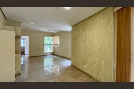 Casa à venda com 360m², 4 quartos e 4 vagasSala