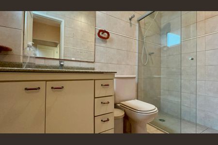 Casa à venda com 360m², 4 quartos e 4 vagasBanheiro 1