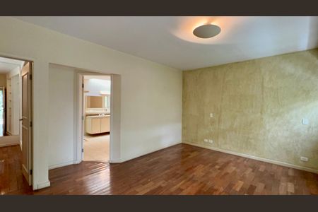 Casa à venda com 360m², 4 quartos e 4 vagasSuíte 1