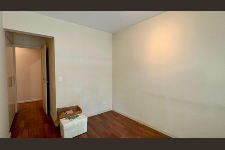 Casa à venda com 360m², 4 quartos e 4 vagasQuarto / Escritório 