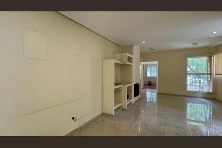 Casa à venda com 360m², 4 quartos e 4 vagasSala