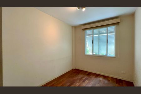 Casa à venda com 360m², 4 quartos e 4 vagasQuarto / Escritório 