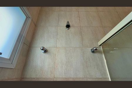 Casa à venda com 360m², 4 quartos e 4 vagasBanheiro da Suíte 3