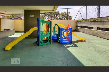 Apartamento para alugar com 101m², 3 quartos e 2 vagas Apartamento para alugar com 101m², 3 quartos e 2 vagasÁrea comum - Playground