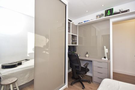 Apartamento à venda com 145m², 3 quartos e 2 vagasQuarto 2