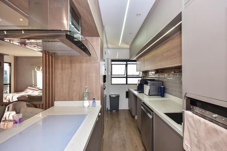 Apartamento à venda com 145m², 3 quartos e 2 vagasCozinha