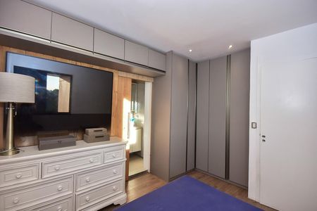 Apartamento à venda com 145m², 3 quartos e 2 vagasSuíte