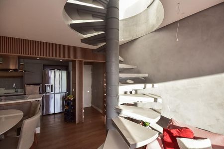 Apartamento à venda com 145m², 3 quartos e 2 vagasEscada