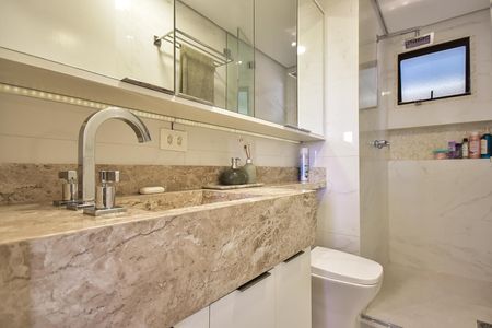 Apartamento à venda com 145m², 3 quartos e 2 vagasBanheiro