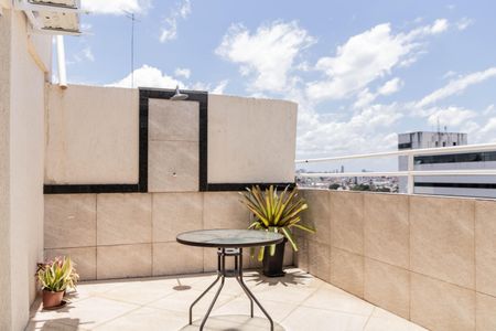 Apartamento para alugar com 70m², 1 quarto e sem vagaVaranda