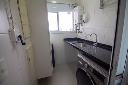 Apartamento à venda com 70m², 2 quartos e 1 vagaÁrea de Serviço