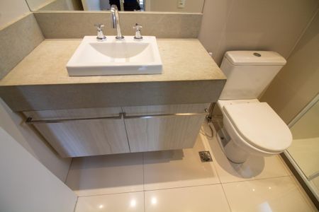 Apartamento à venda com 70m², 2 quartos e 1 vagaBanheiro da Suíte