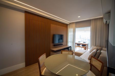 Apartamento à venda com 70m², 2 quartos e 1 vagaSala