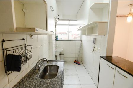 Apartamento à venda com 47m², 2 quartos e sem vaga Apartamento à venda com 47m², 2 quartos e sem vagaCozinha