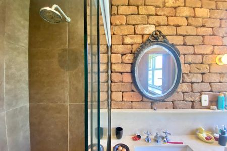 Apartamento à venda com 80m², 2 quartos e 2 vagasSuite 