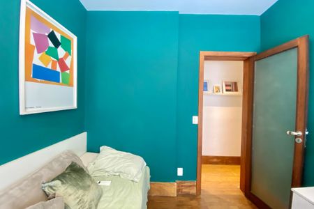 Apartamento à venda com 80m², 2 quartos e 2 vagasQuarto 2