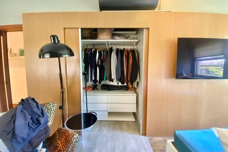 Apartamento à venda com 80m², 2 quartos e 2 vagasSuite 
