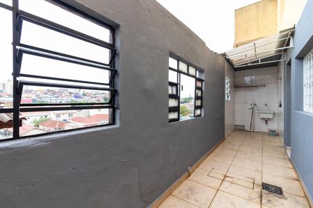Casa para alugar com 48m², 1 quarto e sem vagaQuintal dos Fundos
