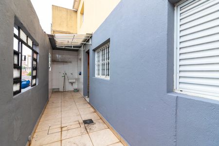 Casa para alugar com 48m², 1 quarto e sem vagaQuintal dos Fundos