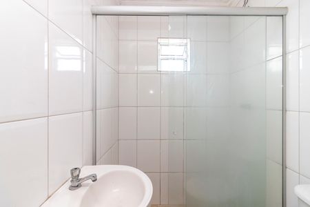 Banheiro da Suíte de casa para alugar com 1 quarto, 48m² em Vila Romero, São Paulo