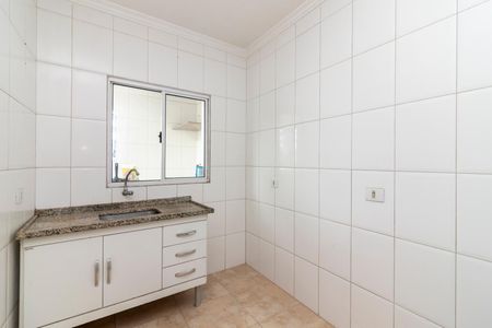 Cozinha de casa para alugar com 1 quarto, 48m² em Vila Romero, São Paulo