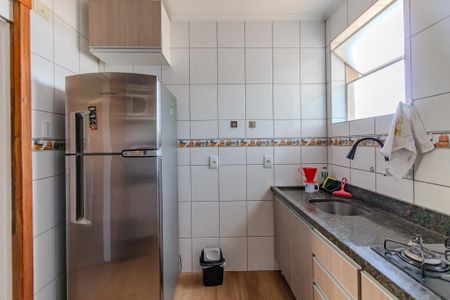 Apartamento à venda com 48m², 2 quartos e 1 vagaCozinha e Área de Serviço