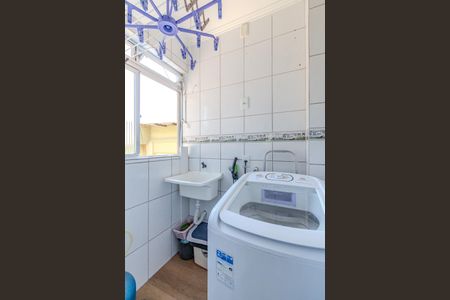 Apartamento à venda com 48m², 2 quartos e 1 vagaCozinha e Área de Serviço