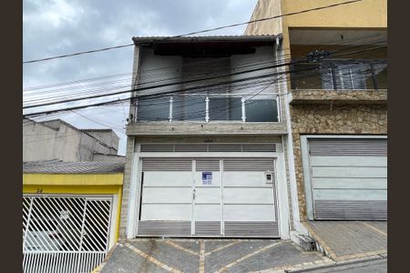 Casa para alugar com 300m², 3 quartos e 1 vaga Casa para alugar com 300m², 3 quartos e 1 vagaFachada+Placa