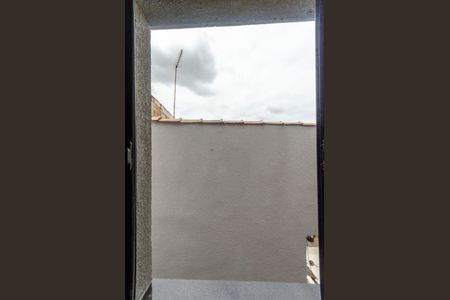 Casa à venda com 132m², 3 quartos e 2 vagas Casa à venda com 132m², 3 quartos e 2 vagasQuarto 1 - Janela