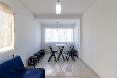 Apartamento para alugar com 55m², 1 quarto e sem vaga