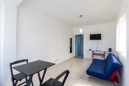 Apartamento para alugar com 55m², 1 quarto e sem vaga