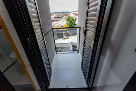 Casa à venda com 132m², 3 quartos e 3 vagasSuíte -Sacada
