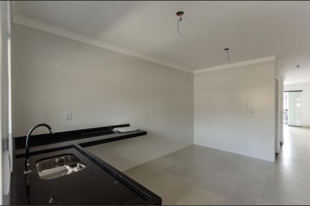 Casa à venda com 132m², 3 quartos e 3 vagasCozinha