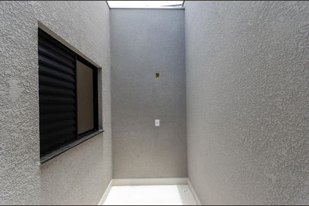 Corredor - Clarabóia de casa à venda com 3 quartos, 132m² em Jardim Sao Jose, São Paulo