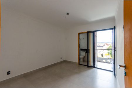 Casa à venda com 132m², 3 quartos e 3 vagasSuíte