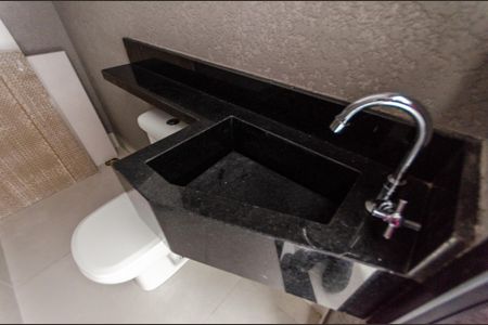 Casa à venda com 132m², 3 quartos e 3 vagasLavabo 2