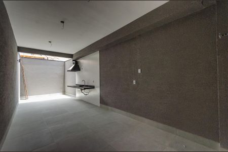 Casa à venda com 132m², 3 quartos e 3 vagasSalão de festas