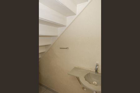 Casa à venda com 120m², 3 quartos e sem vaga Casa à venda com 120m², 3 quartos e sem vagaLavabo