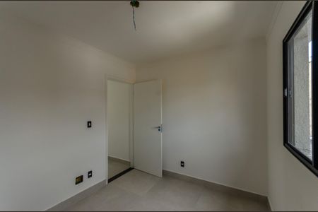 Casa à venda com 132m², 3 quartos e 3 vagas Casa à venda com 132m², 3 quartos e 3 vagasQuarto 1