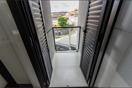 Casa à venda com 132m², 3 quartos e 3 vagas Casa à venda com 132m², 3 quartos e 3 vagasSuíte - Varanda