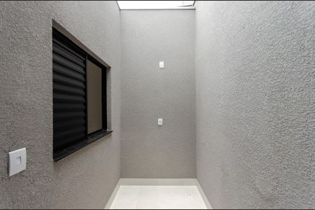 Casa à venda com 132m², 3 quartos e 3 vagas Casa à venda com 132m², 3 quartos e 3 vagasCorredor - Clarabóia