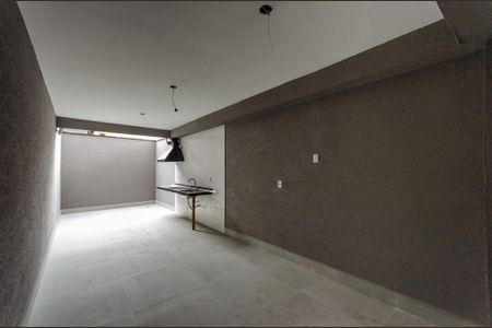 Casa à venda com 132m², 3 quartos e 3 vagas Casa à venda com 132m², 3 quartos e 3 vagasSalão de festas