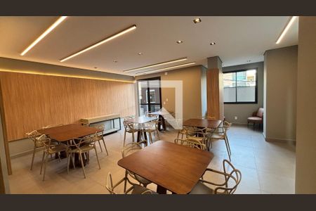 Apartamento para alugar com 65m², 2 quartos e 2 vagas Apartamento para alugar com 65m², 2 quartos e 2 vagasÁrea comum - Salão de festas