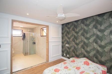 Casa de condomínio para alugar com 588m², 4 quartos e 5 vagas Casa de condomínio para alugar com 588m², 4 quartos e 5 vagasSuíte