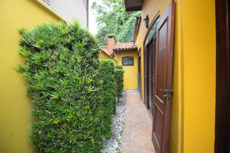 Casa de condomínio para alugar com 588m², 4 quartos e 5 vagas Casa de condomínio para alugar com 588m², 4 quartos e 5 vagasJardim