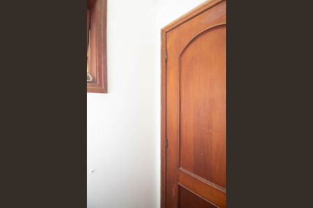 Casa de condomínio para alugar com 588m², 4 quartos e 5 vagas Casa de condomínio para alugar com 588m², 4 quartos e 5 vagasLavado 2