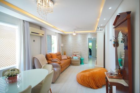 Sala de apartamento à venda com 3 quartos, 101m² em Petrópolis, Porto Alegre