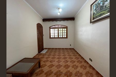 Casa à venda com 218m², 4 quartos e 2 vagas Casa à venda com 218m², 4 quartos e 2 vagasSala 1